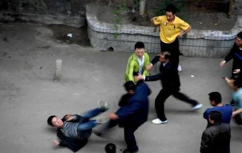 斗殴吃瓜学生怎么处理,吃瓜学生的处理与反思